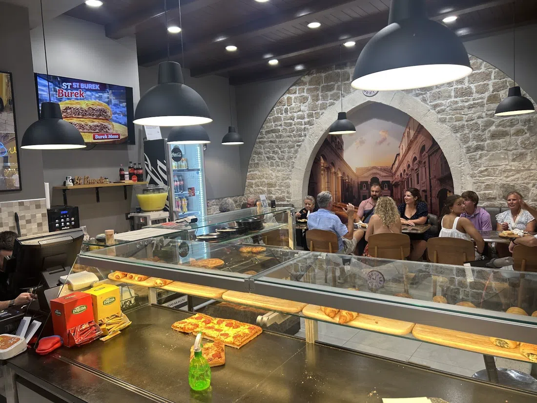 St Burek, Split