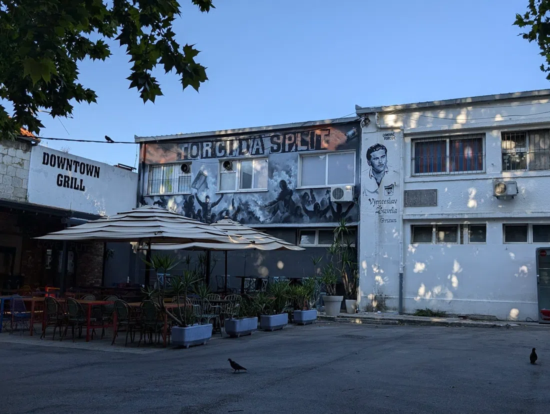 Klub navijača Hajduka Torcida Split (sede da claque e loja), Split