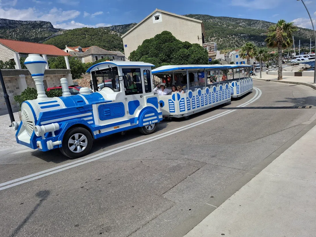 Comboio turístico Ferata Bol, Split