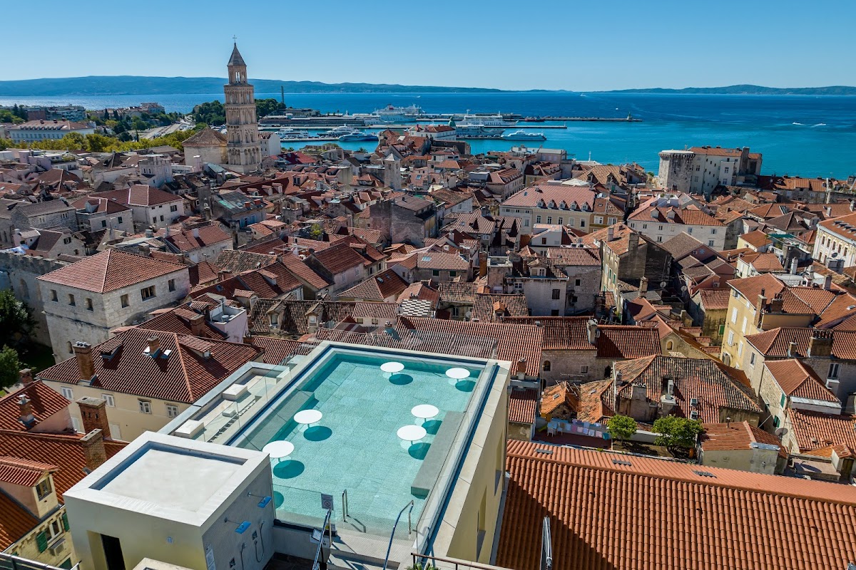Cornaro Hotel, Split