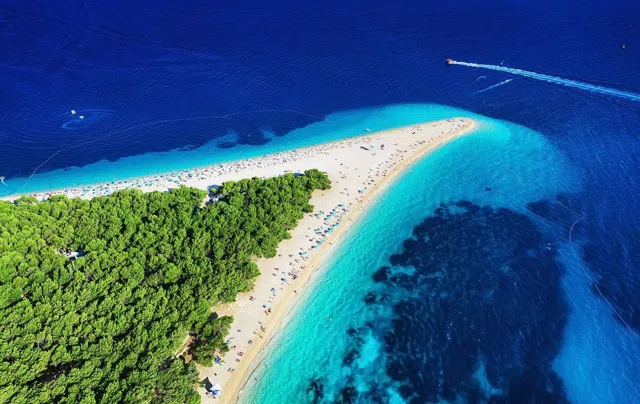How to Do Zlatni Rat Beach as a Day Trip from Split